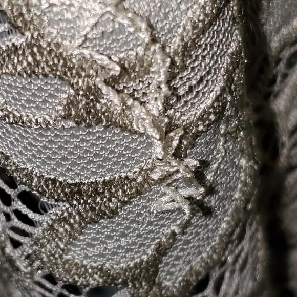 Tiana B. Lace w/lining dress. Above knee. Beige. - Picture 7 of 8